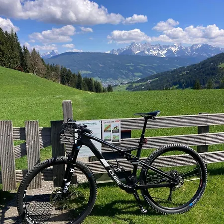 Mountainview Mit Balkon Und Carport Flachau