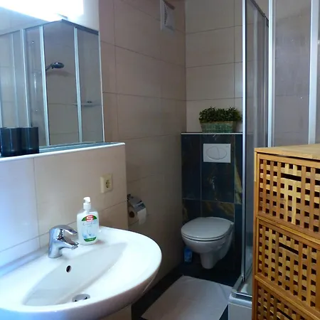 Апартаменты Mountainview Appartement Mit Balkon Und Carport