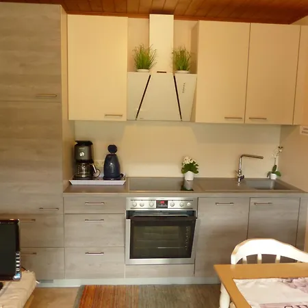 Mountainview Appartement Mit Balkon Und Carport * Флахау