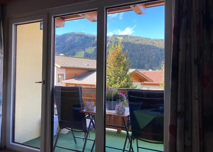 Appartement Mountainview Mit Balkon Und Carport Flachau