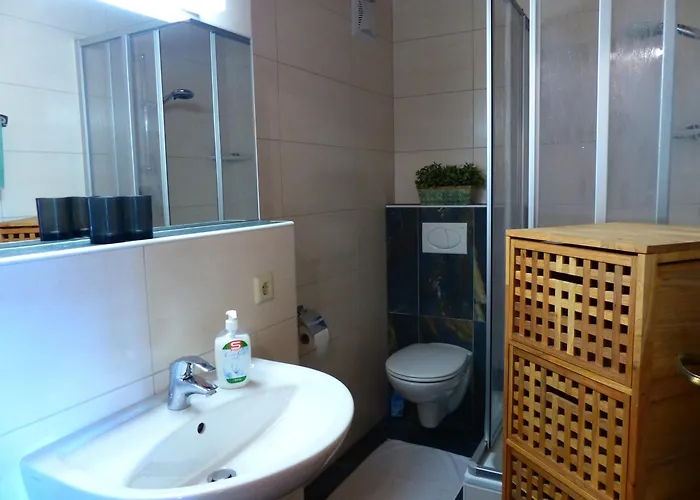 Appartement Mountainview Mit Balkon Und Carport